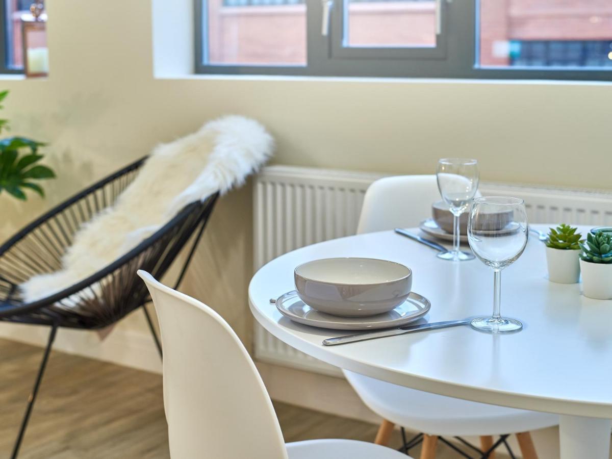 Two Bedroom By Jlj & Serviced - Mantella Lofts Apartment Birmingham