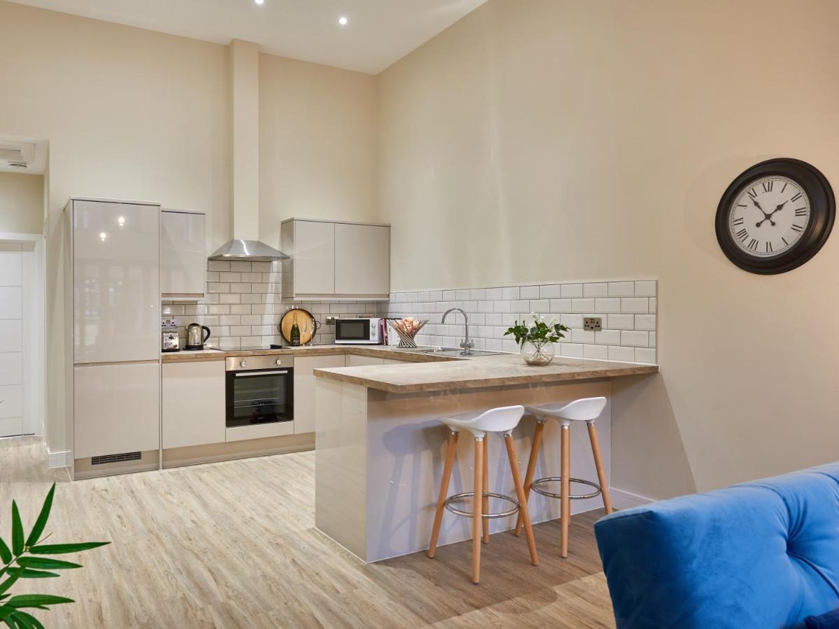 Two Bedroom By Jlj & Serviced - Mantella Lofts Birmingham